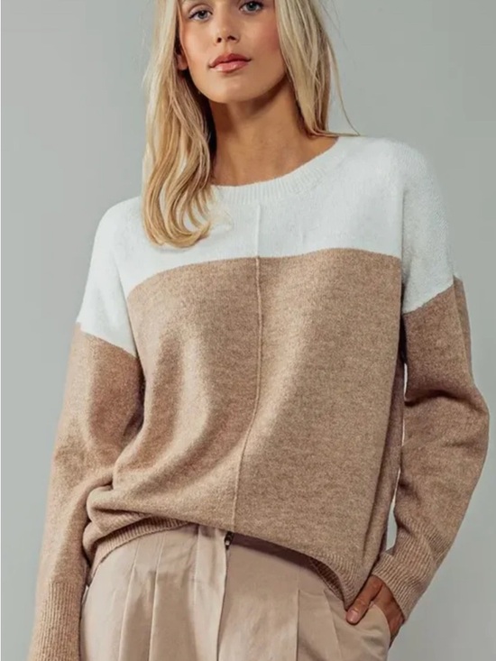 Vince Camuto Sweaters - Vince Camuto Two-Tone Crewneck Sweater in White and Tan